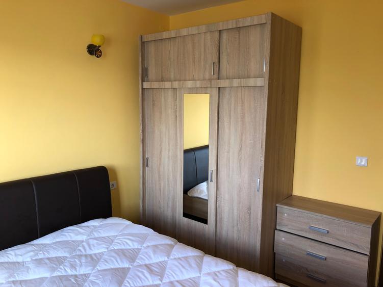 Apartament 3 camere Podul Ros -Pallas