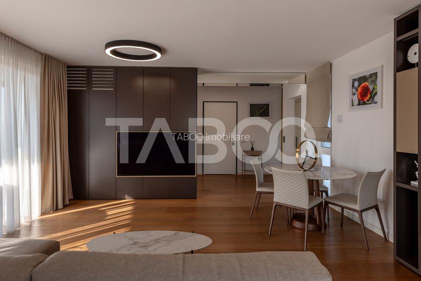 Apartament de lux de vanzare cu 3 camere cu gradina de 200 mp