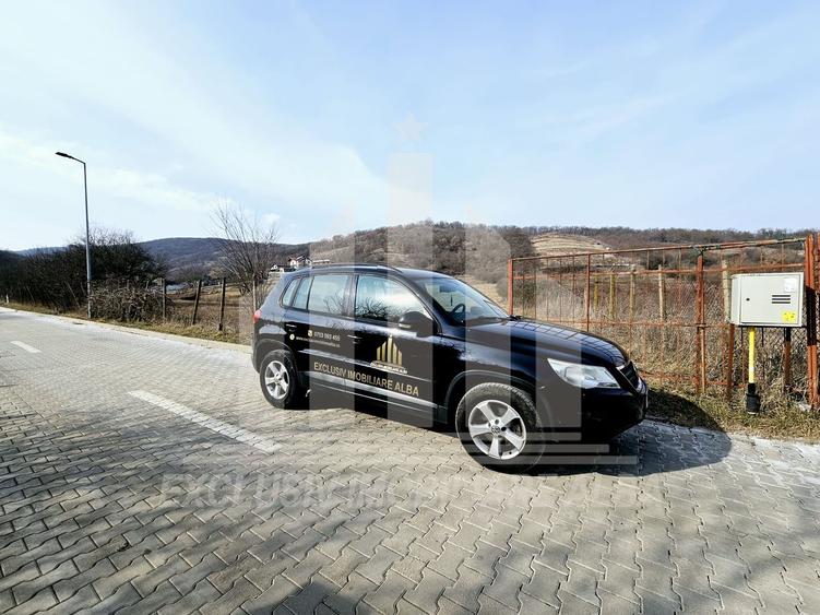 Teren intravilan | 14000 mp | 35 ml deschidere | Valea Popii