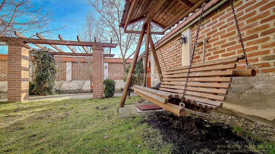 Casă nouă, intrare Stupini - 10