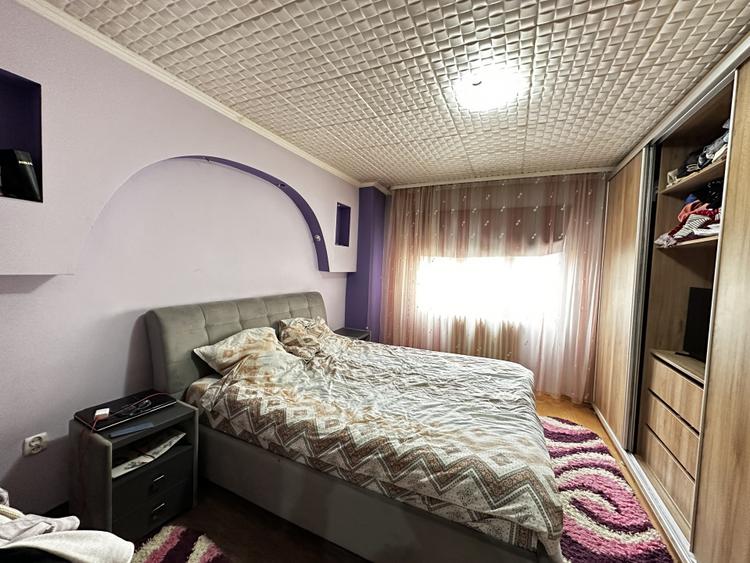 Apartament 3 camere Deco Sub-Stadion 2 Bai Balcon Etaj 2 Finisat Mobilat Utilat
