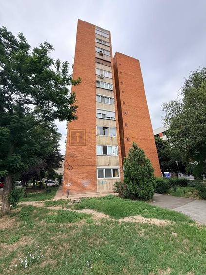 2 camere| Bulevardul Cetatii-Bogdanestilor| centrala proprie| zona ideala|