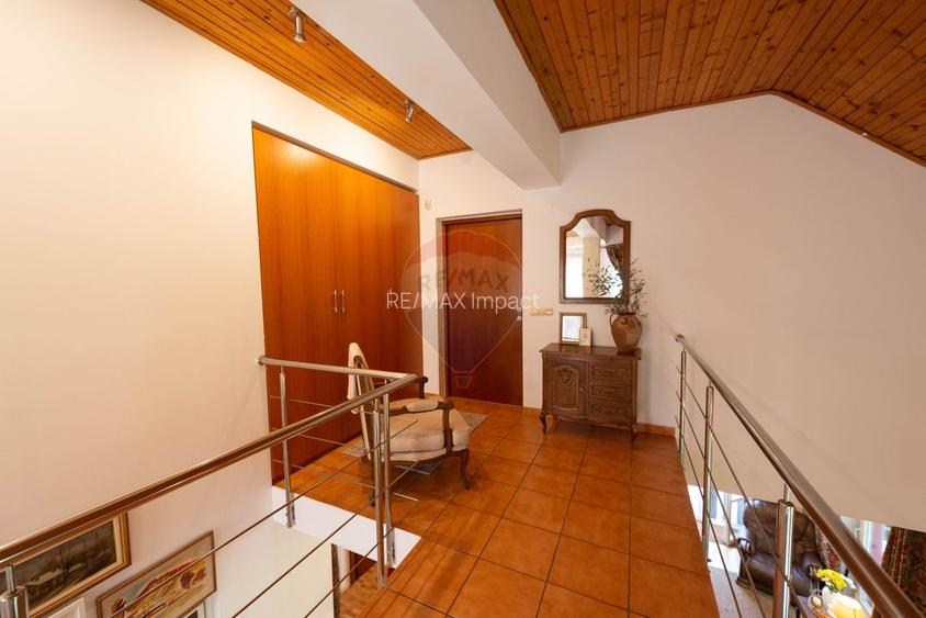 Casa de vanzare 4 camere, zona Otopeni, Odai - 24