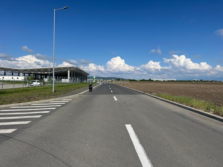 Teren intravilan 9.000 mp cu PUZ * Zona Industriala Vest Sibiu - 3