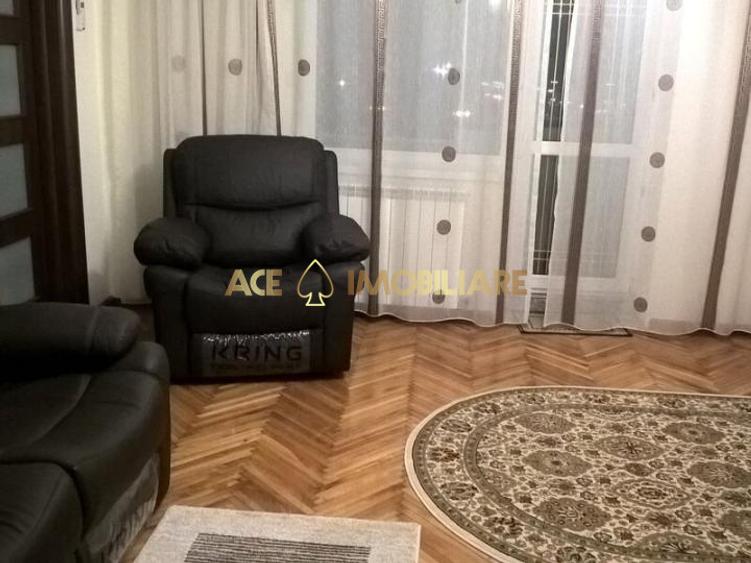 3 Camere de inchiriat | Unirii | Centrala | Parcare |
