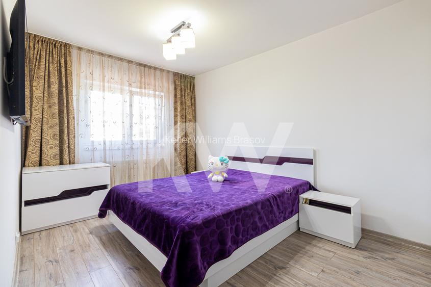 Vânzare apartament cu 3 camere, decomandat - strada Codrul Cosminului - 7