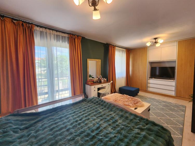 CASA DE VANZARE, 4 CAMERE, 2 BAI, 115 MP UTILI , NICOLINA-STRADA VECHE