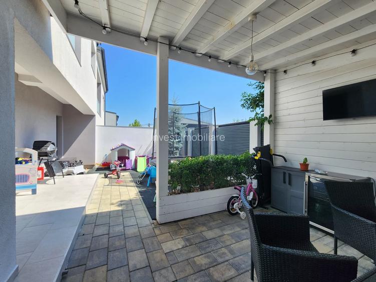 CASA ZONA PODISUL INSORIT , 100 MP UTILI , 380 MP TEREN - 27