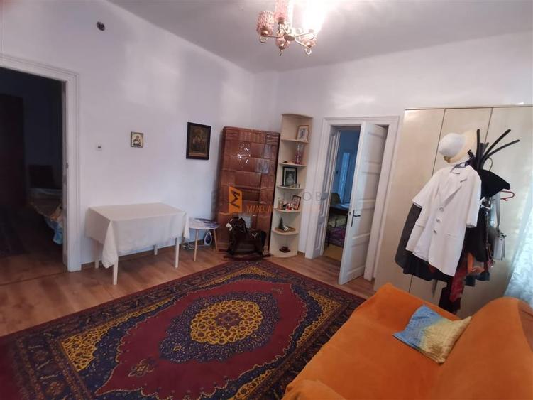 Casa tip parter zona Izvorul Dulce com. Merei