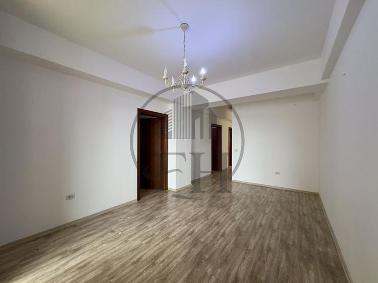 Apartament 3 camere de vanzare Mamaia, zona Summerland