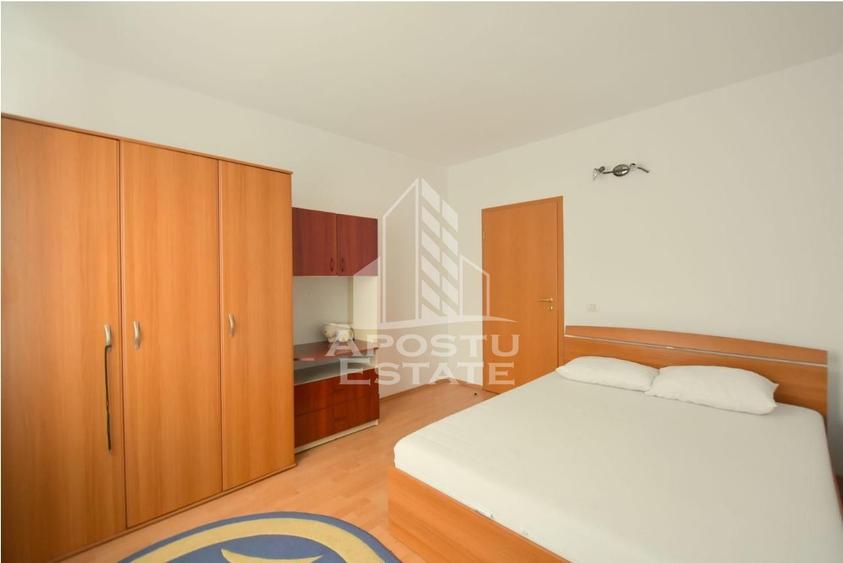 Apartament 3 camere de inchiriat , Centrala proprie,Central-Timisoara