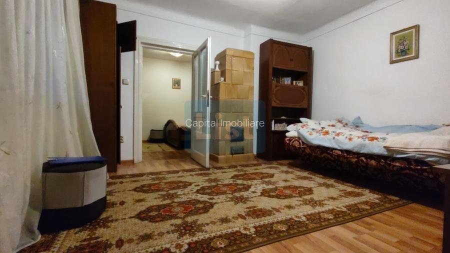 Casa cu mansarda, 7 camere, anexe, Sanmartin - 14