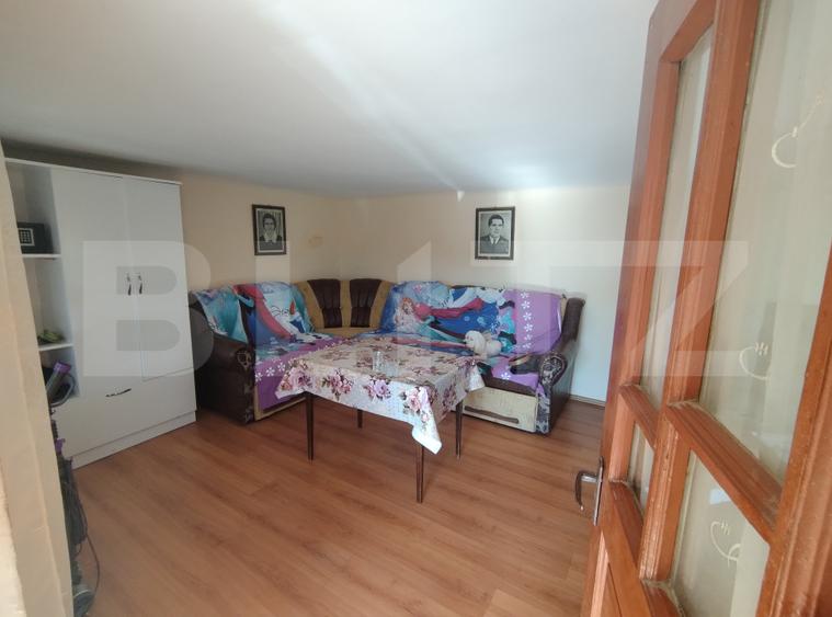 Casă 5 camere, 146 mp, 1100 mp curte, zona Fratostita