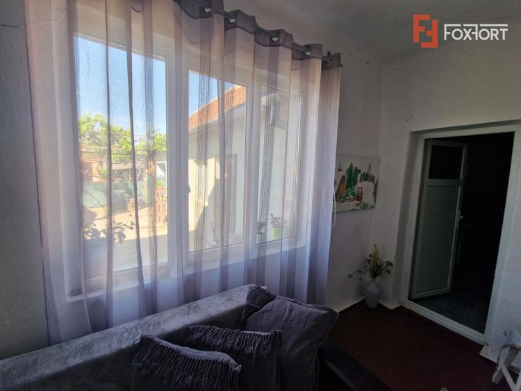 Casa individuala cu 3 camere si teren de 647 mp in Mosnita Veche