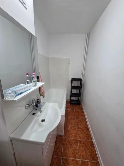 Proprietar , închiriez garsoniera Inginerilor Tei, 45mp
