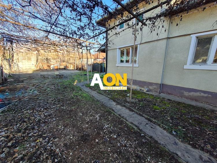 Casa 4 camere, 93 mp Construit, Teren 468 mp, Zona Cetate