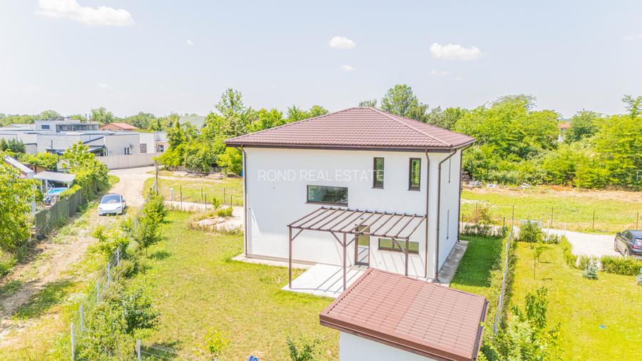 Vila  in promotie, panouri, pompa de caldura, intretinere - 500ron/luna - 3