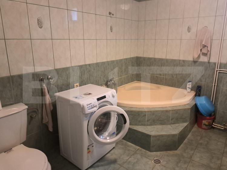 Casă cu etaj de vânzare în Ghimbav, Brașov – zonă liniștită, teren 800MP