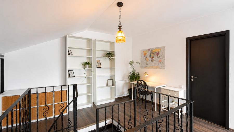 Apartament 3 camere | terasa generoasa | parcare | Tractorul
