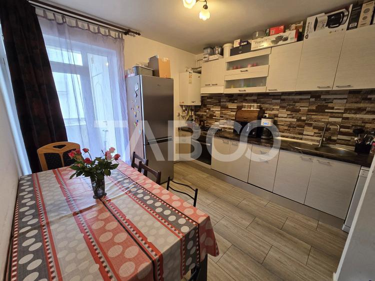 Apartament decomandat 4 camere 2 bai balcon parcare COMISION 0