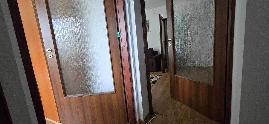 Vânzare apartament 2 camere , etaj 3/4, Aleea Trandafirilor Târgoviște