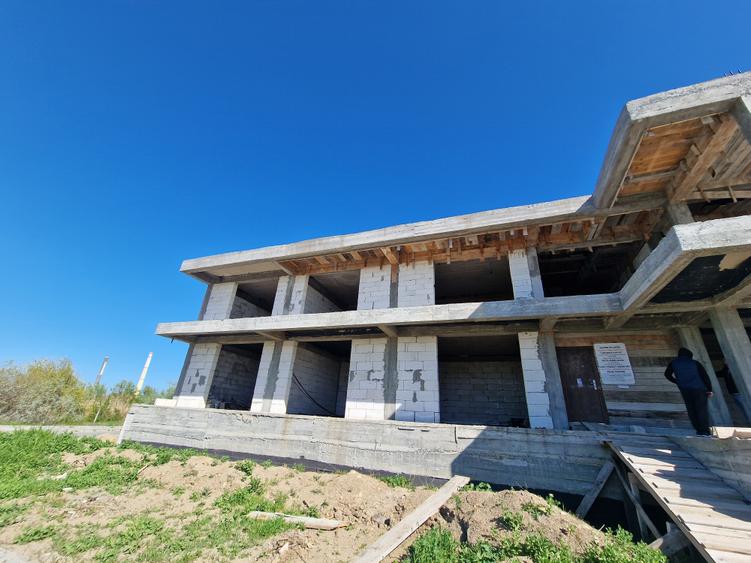 Midia Sat - Constructie S+P+1 la Rosu cu teren propietate - 148.000euro