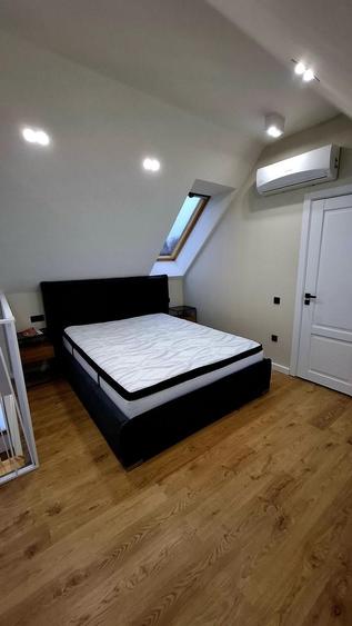 Imobilstar vinde penthouse finisat cu chirias - zona Papiu
