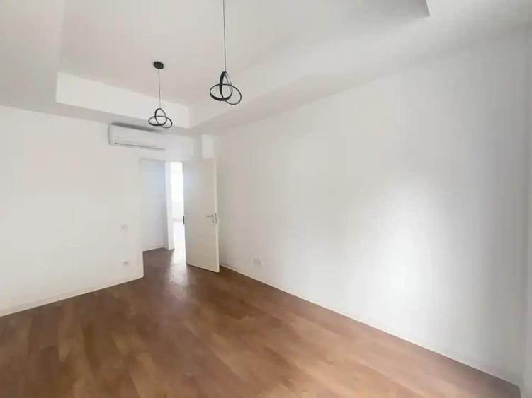 Apartament 4 Camere Spatios 108 mp Fara TVA Mutare Imediata