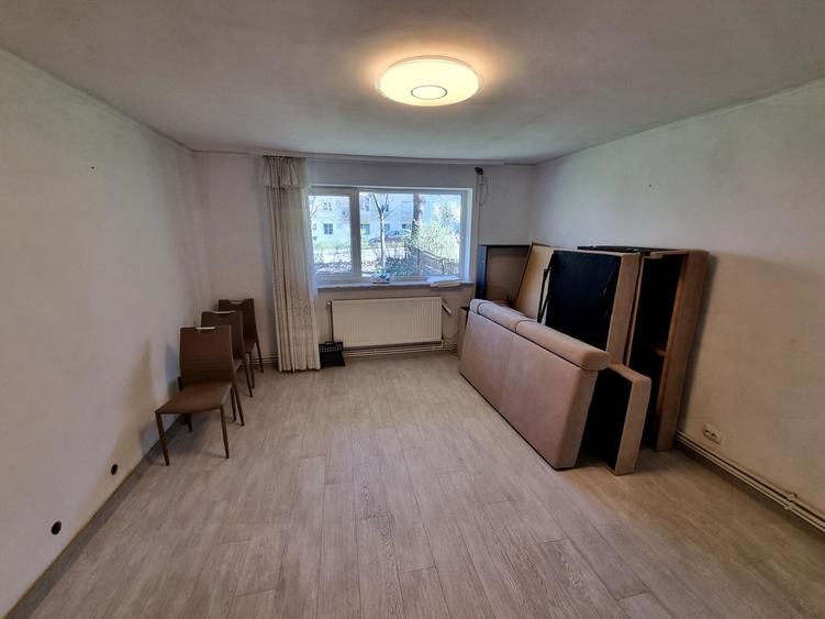 Tomis nord Calinescu-apartament 3 camere decomandat