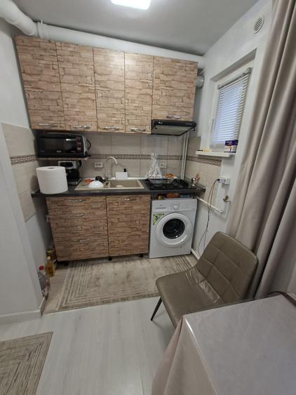 Apartament 2 camere, zona Podul de Piatra