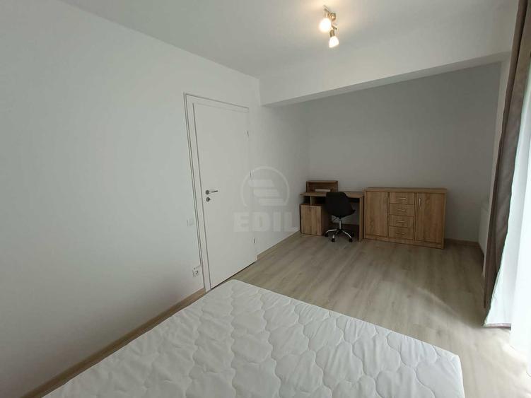 Apartament de 3 camere, cu gradina, zona Cetatii