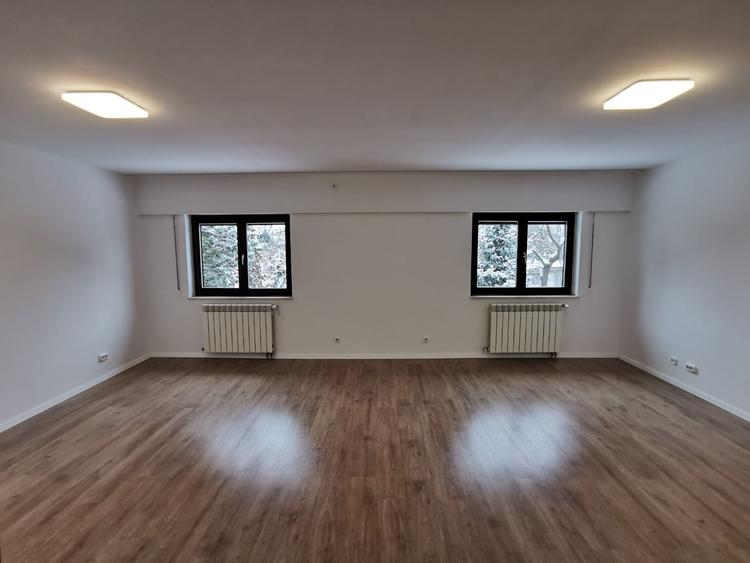 Vila de inchiriat cu vedere lac pentru rezidenta/birouri/clinica/comercial