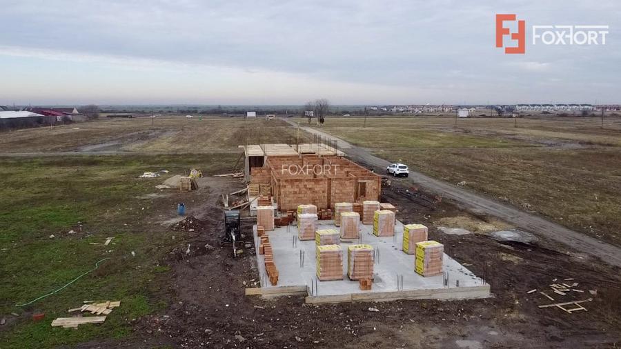 Duplex intreg 8 camere, LA ROSU, de vanzare in Sacalaz, la intrare - 22