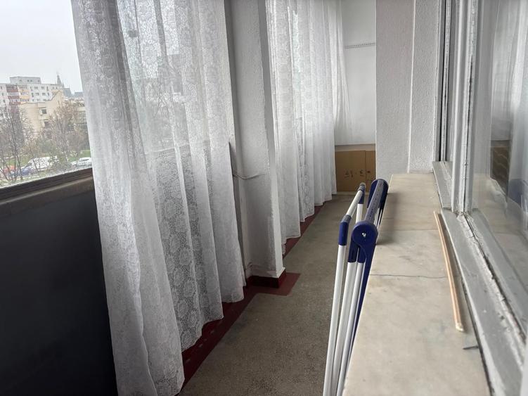 Apartament 3 camere Podu Ros - Intersectie