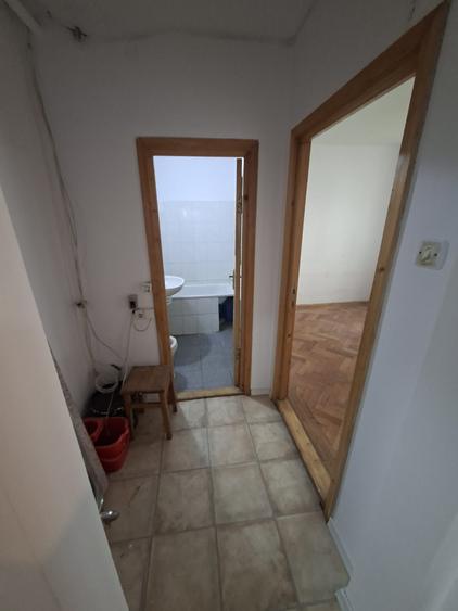 Apartament 3 camere, decomandat, zona Pacurari
