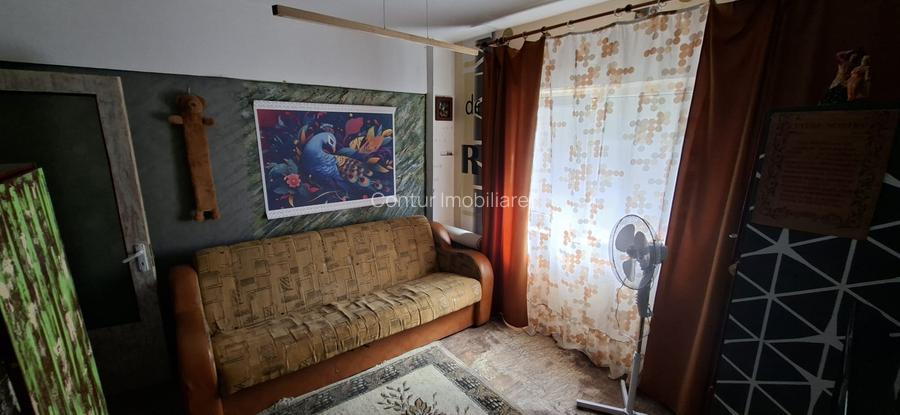 Vasile Alecsandri(blocul Profi) - 3 camere/ etaj 3/ balcon/ 2 bai/ 63 mp