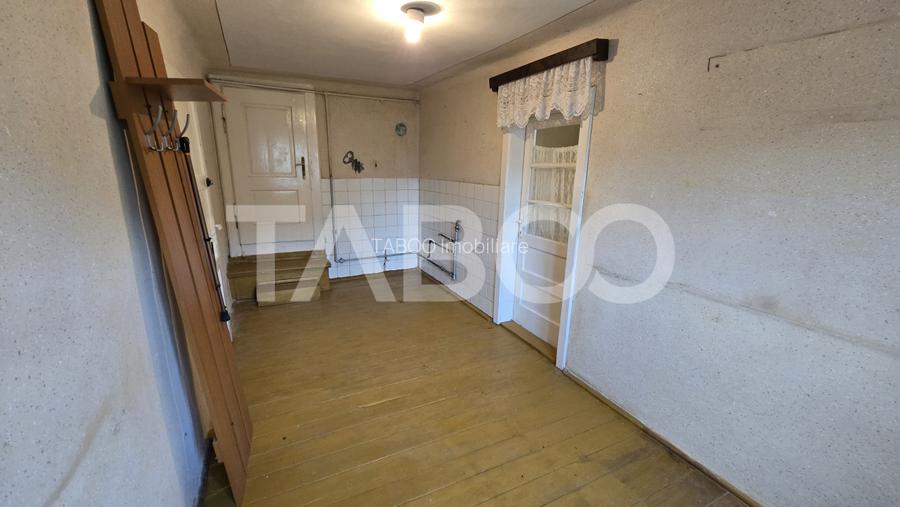 Oportunitate investitie - apartament de vanzare cu 2 camere zona 9 Mai - 7