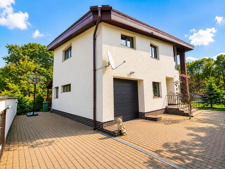 Vilă individuală 6 camere cu 553 mp teren vis a vis Pădurea Băneasa
