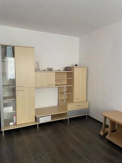 Garsoniera De Inchiriat | 25 Mp | C.T Proprie | Etaj Intermediar | Marasti