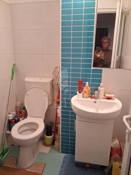 Apartament 3 camere în zona PIATA ZORILOR