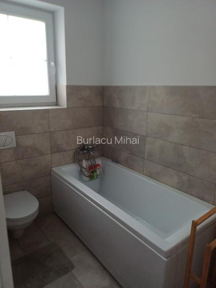 Căsa de vânzare  cu etaj și subsol  - 13