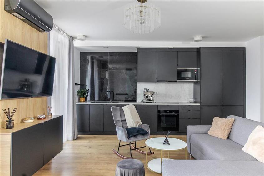 Apartament 3 camere tip penthouse + terasa 44mp + parcare | Gheorgheni