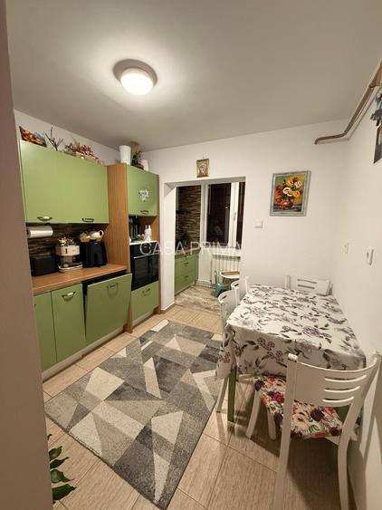Apartament 3 camere DECOMANDAT, Nicolina 2-Clopotari, 72mp ! - 8
