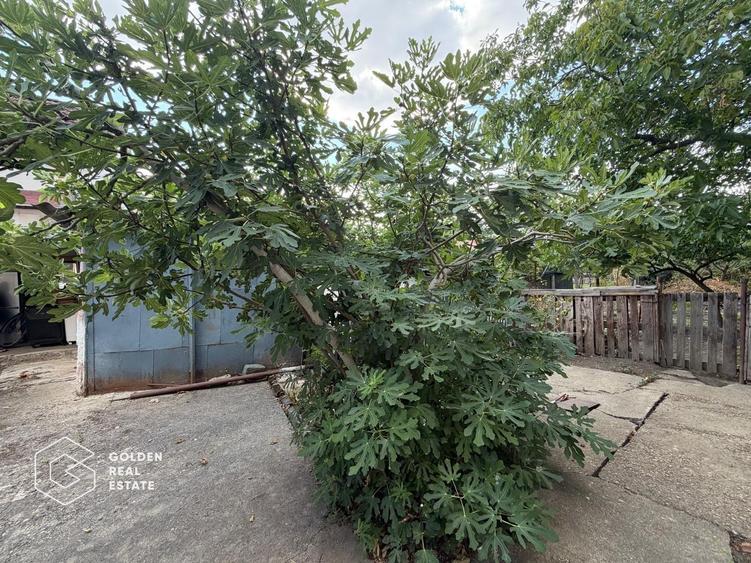 Casa cu doua corpuri de cladire in Gradiste