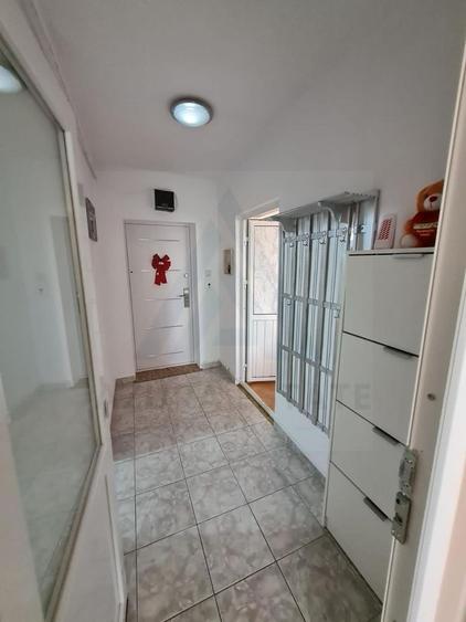 Apartament 1 camera 41 mp utili pivnita si balcon inchis Turnisor