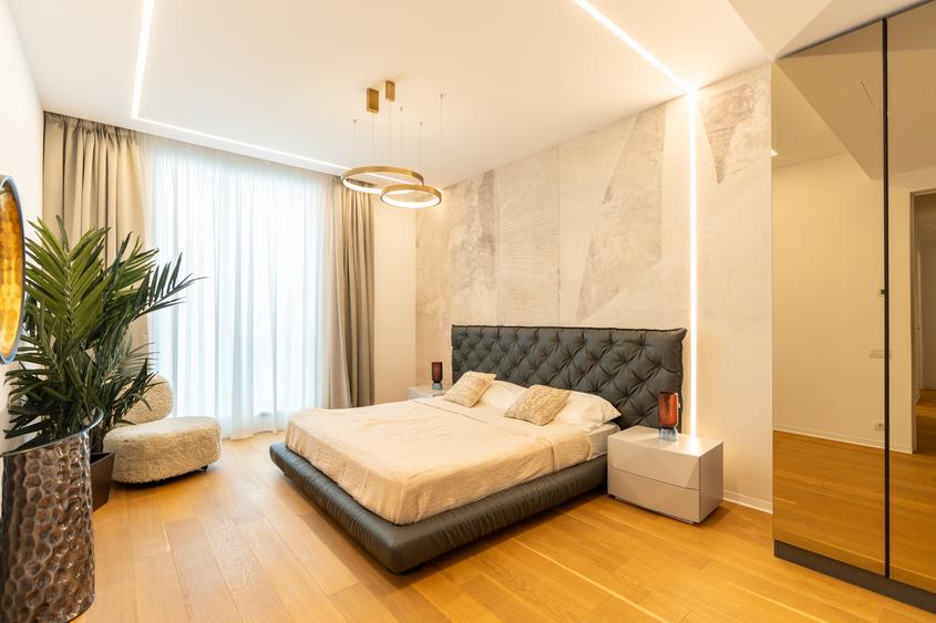 Penthouse cu 4 camere de vanzare în One Mamaia Nord