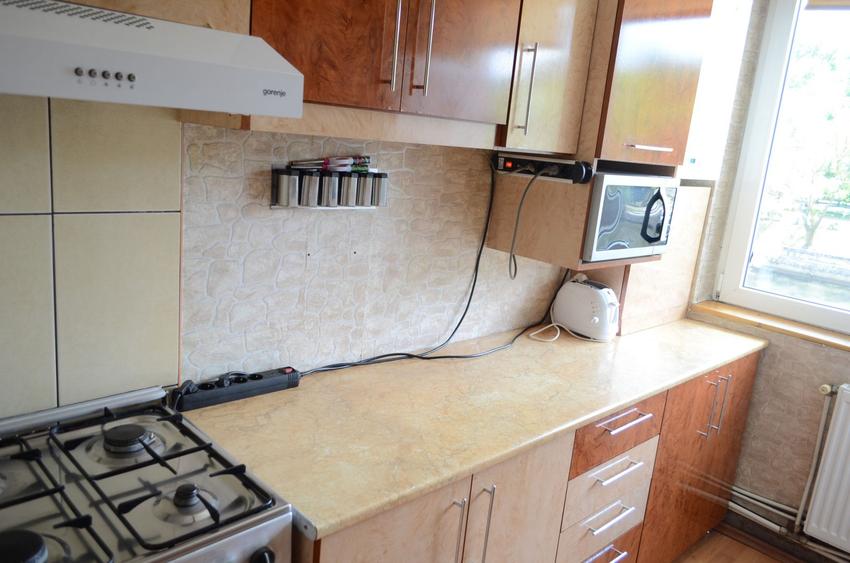 De inchiriat apartament ultracentral cu garaj