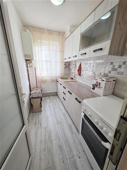 Apartament 2 camere, zona grivitei