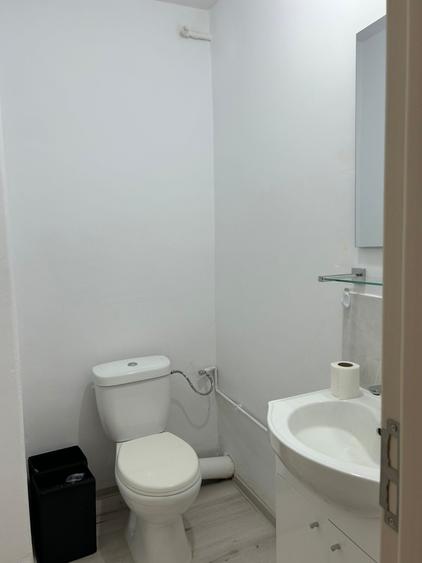 Apartament 3 camere Zona Centrul Cvic !
