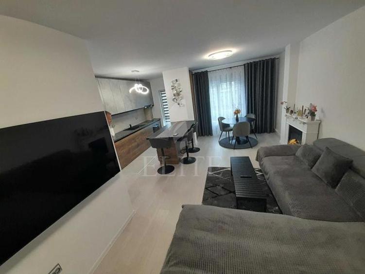 Apartament 3 camere în zona BUNA ZIUA